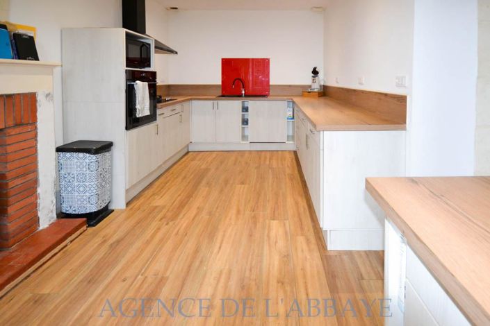 Image No.4-3 Bed House for sale