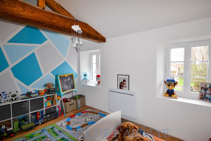 Image No.8-3 Bed House for sale