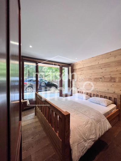 Image No.9-2 Bed House for sale