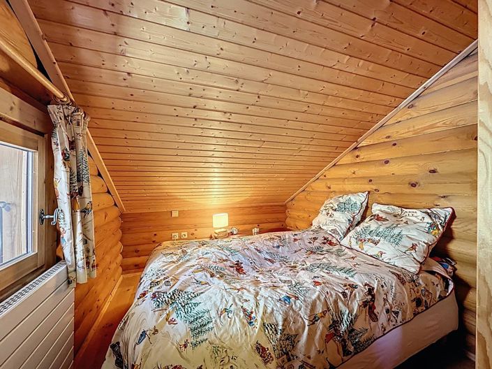 Image No.16-4 Bed House for sale