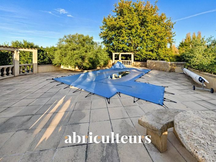 Image No.16-5 Bed House for sale