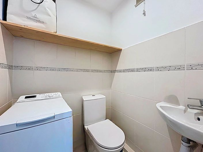 Image No.10-1 Bed Apartment for sale