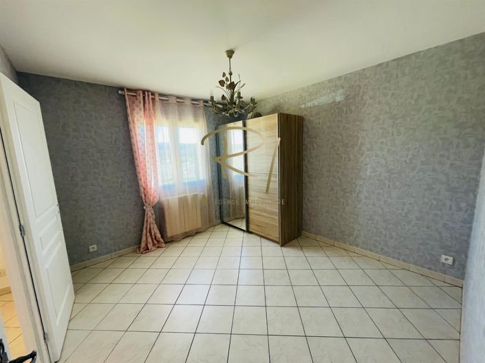 Image No.8-Maison de 3 chambres à vendre à Saint-Sernin