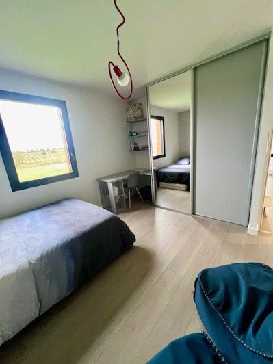 Image No.16-4 Bed House for sale