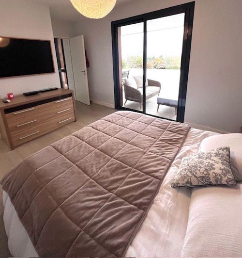 Image No.8-4 Bed House for sale