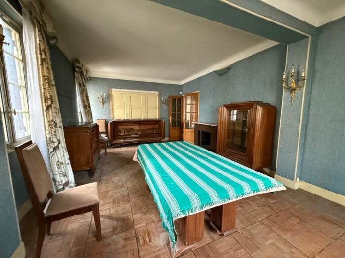 Image No.3-6 Bed House for sale