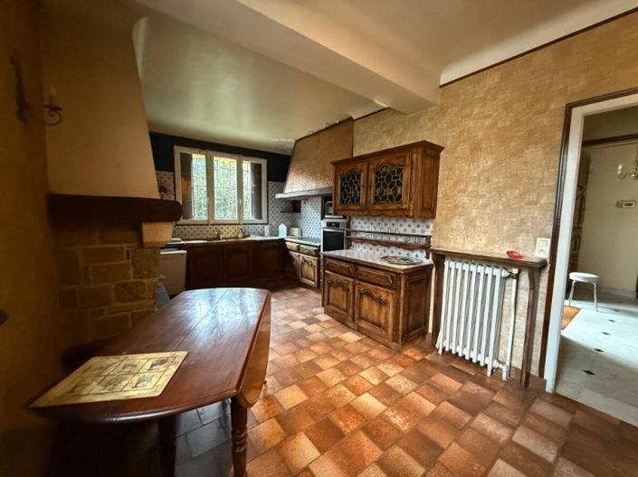 Image No.4-6 Bed House for sale