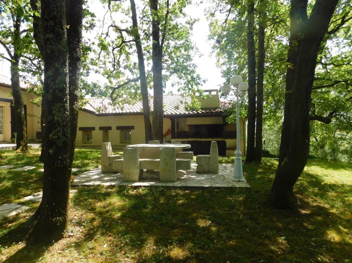 Image No.22-5 Bed House for sale