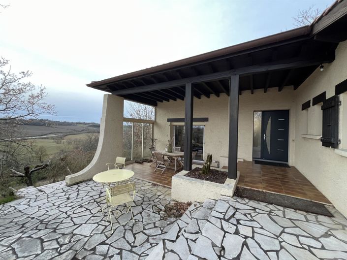 Image No.3-5 Bed House for sale