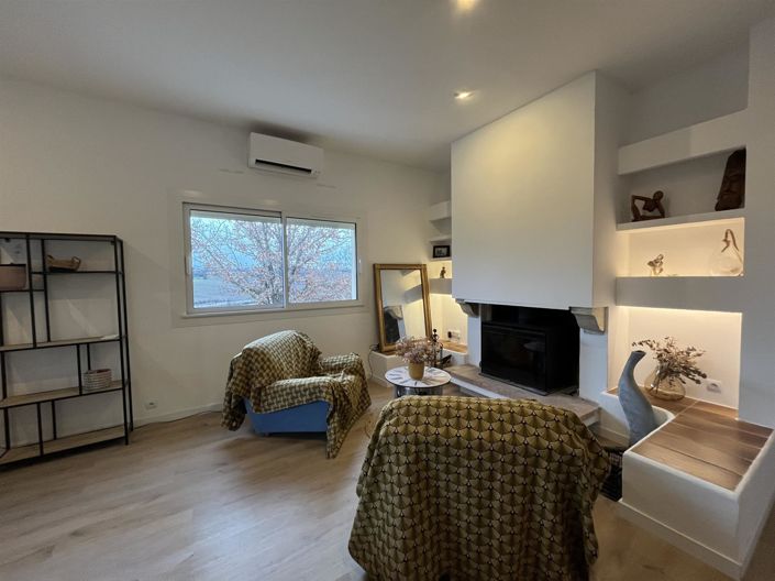 Image No.5-5 Bed House for sale