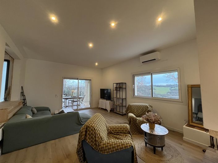 Image No.7-5 Bed House for sale