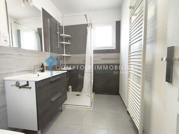 Image No.10-4 Bed House for sale