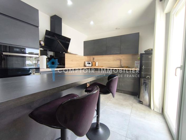 Image No.5-4 Bed House for sale