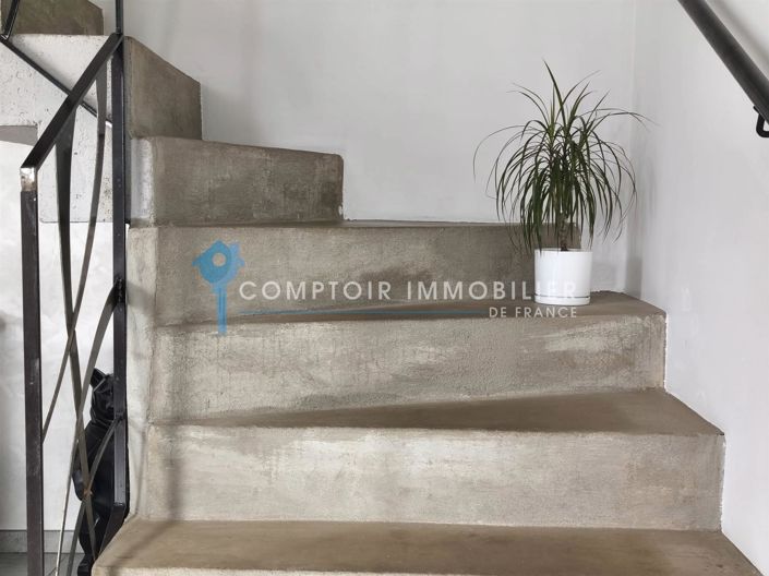 Image No.8-4 Bed House for sale