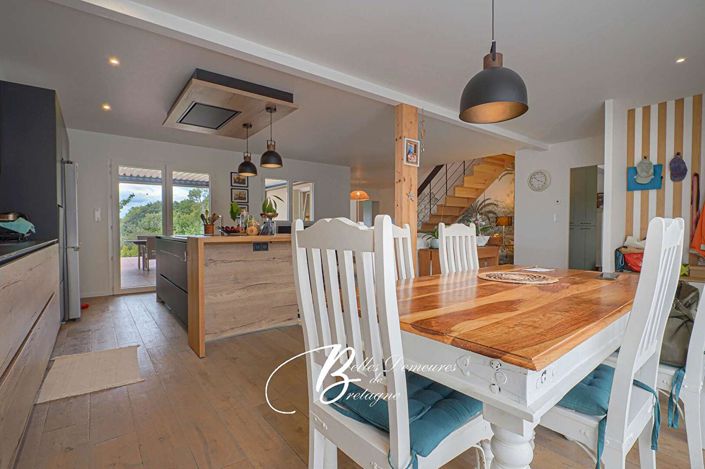 Image No.3-5 Bed House for sale