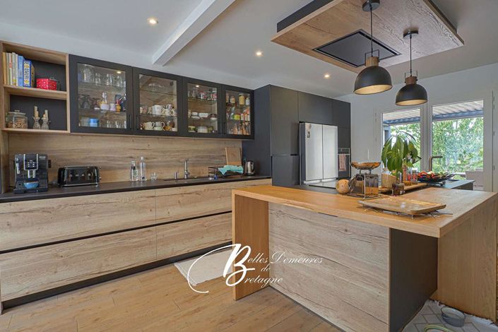 Image No.4-5 Bed House for sale