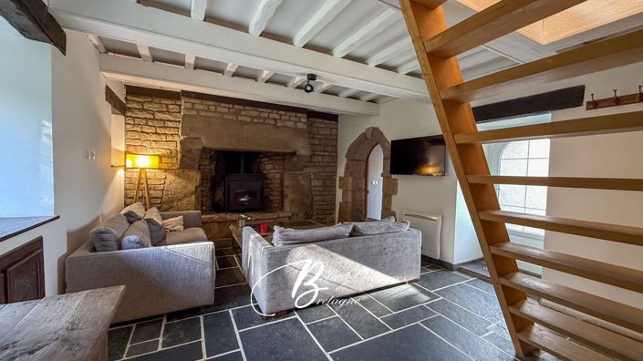 Image No.5-2 Bed House for sale