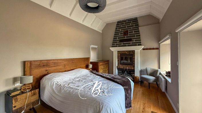 Image No.8-2 Bed House for sale