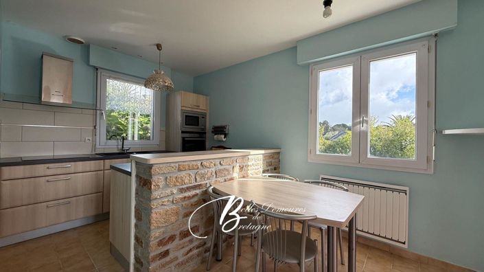 Image No.14-4 Bed House for sale