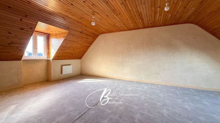 Image No.16-4 Bed House for sale