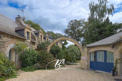 1 - La Gacilly, House