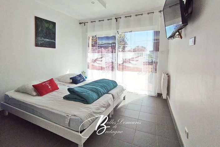 Image No.12-10 Bed House for sale