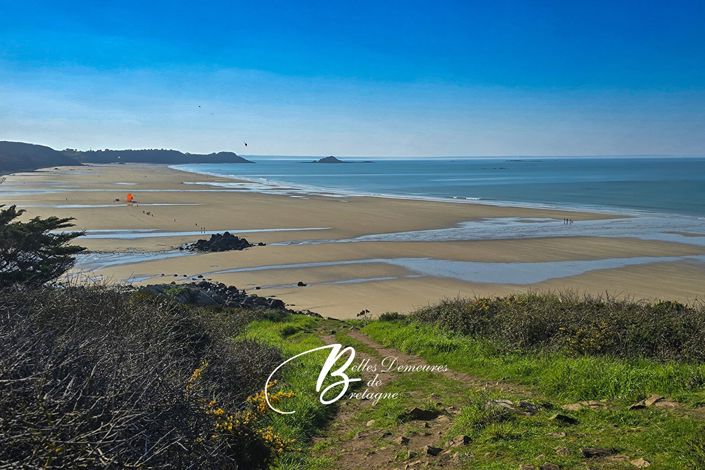 Image No.17-4 Bed House for sale