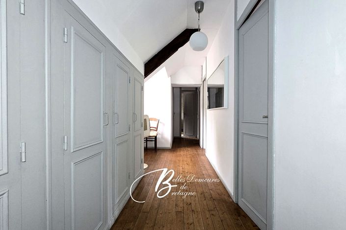 Image No.9-4 Bed House for sale