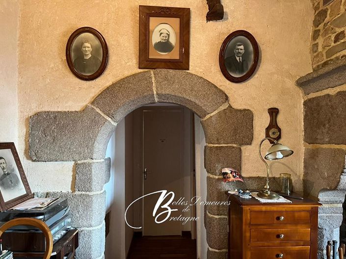 Image No.15-5 Bed Property for sale