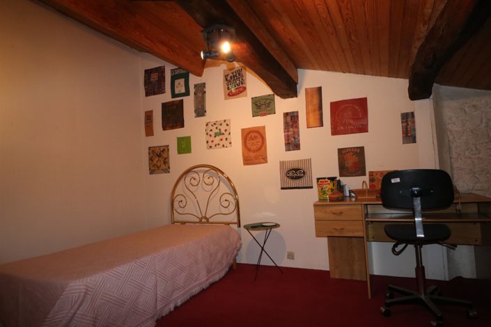 Image No.16-4 Bed House for sale