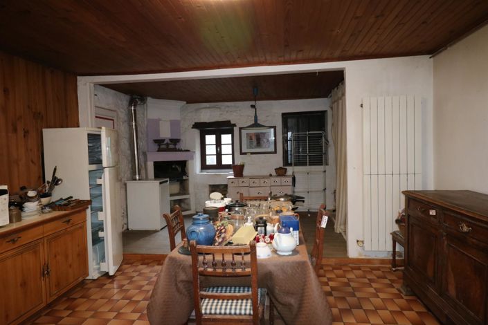 Image No.6-4 Bed House for sale