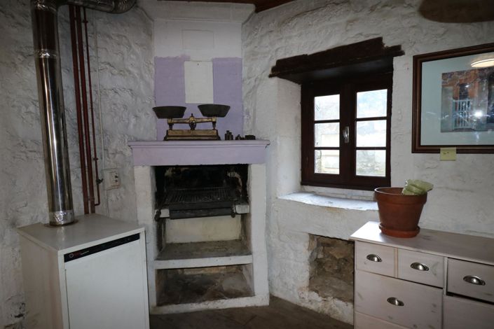 Image No.8-4 Bed House for sale