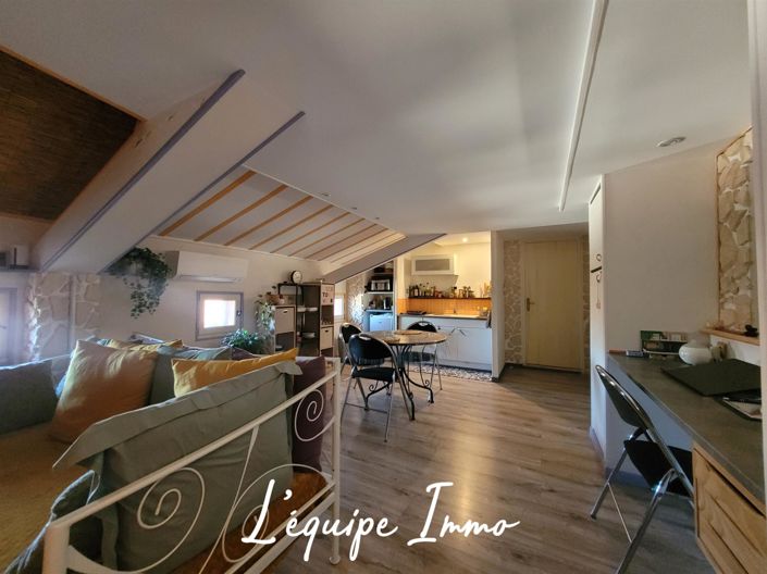 Image No.10-5 Bed House for sale