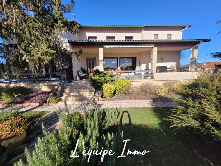 Image No.2-5 Bed House for sale