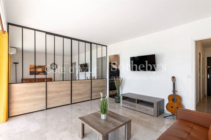 Image No.6-Apartment for sale