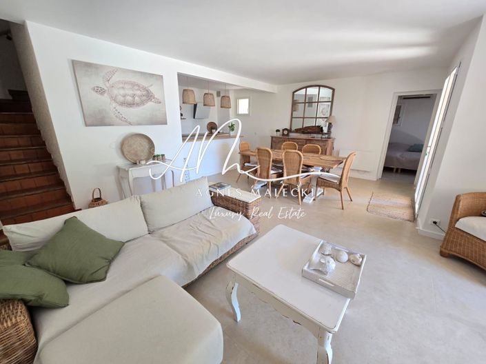 Image No.5-3 Bed House for sale