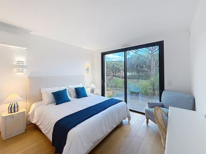 Image No.13-4 Bed House for sale