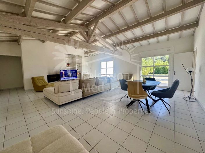 Image No.16-4 Bed House for sale