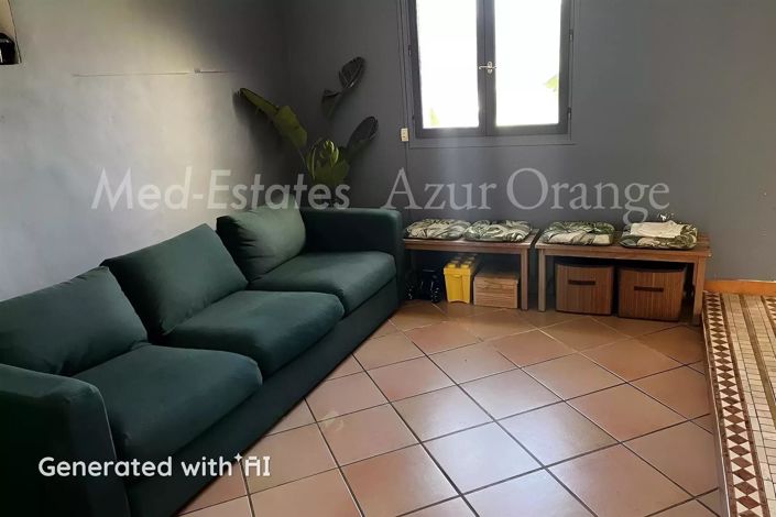 Image No.7-4 Bed House for sale