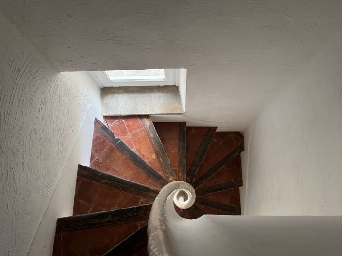 Image No.12-2 Bed House for sale