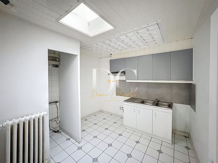Image No.6-2 Bed House for sale