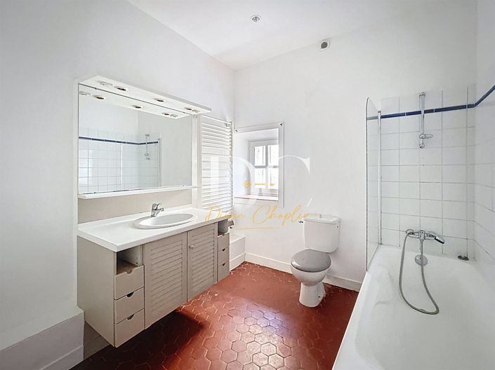 Image No.9-2 Bed House for sale