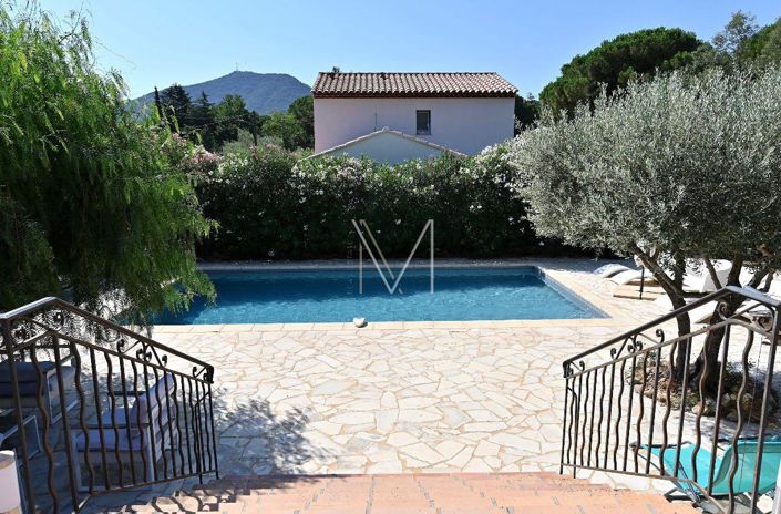 Image No.2-5 Bed House for sale