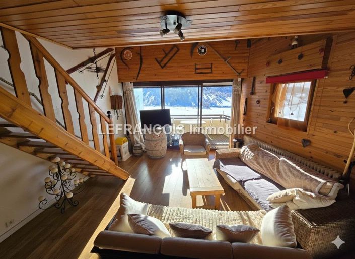 Image No.8-3 Bed Apartment for sale