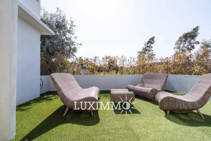 Image No.12-4 Bed House for sale