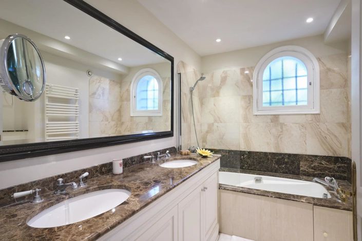 Image No.13-6 Bed House for sale