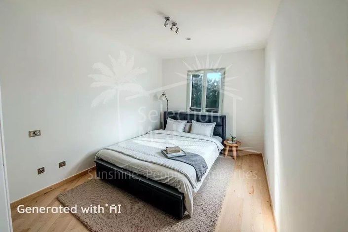 Image No.11-4 Bed House for sale