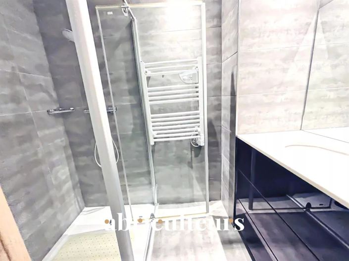 Image No.18-2 Bed Apartment for sale