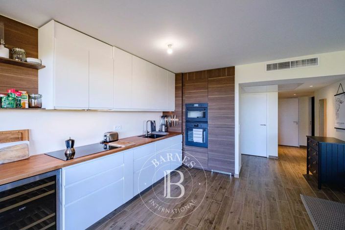 Image No.6-Apartment for sale