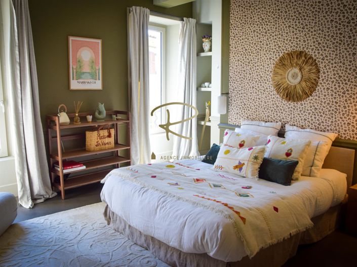 Image No.10-9 Bed House for sale